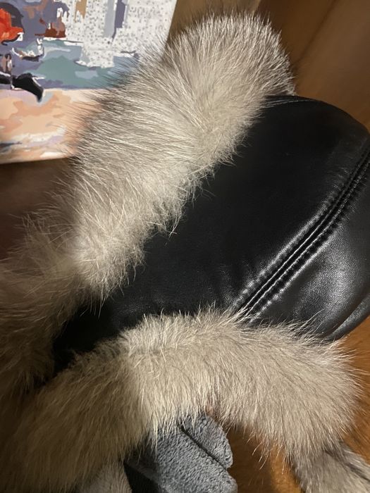 Жіноча зимова шапка