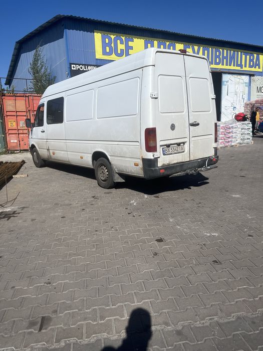 Вантажне таксі доставка будівельних матеріалів