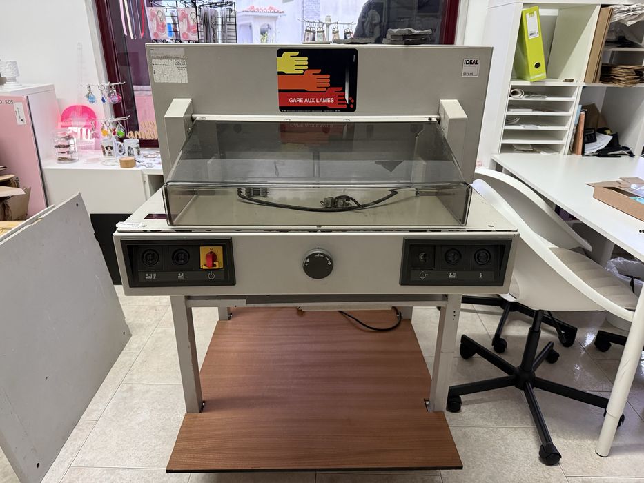 Guilhotina Ideal 5221-95