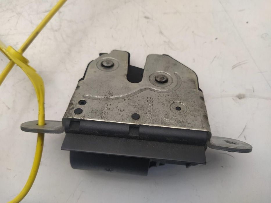 FECHADURA MALA / PORTA TRASEIRA FIAT 500 2010