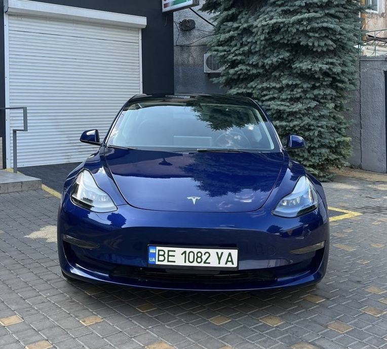 Tesla model 3  63 квт