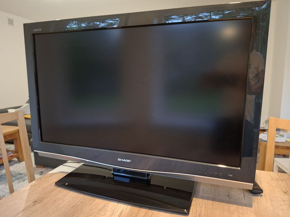 Telewizor SHARP AQUOS 37" Full HD (Model: LC-37XD1E) | Made in Japan