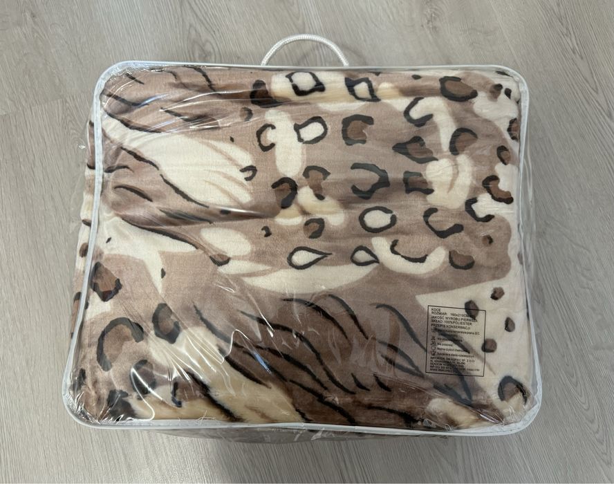 Продам НОВИЙ стрижений плед, 160*210 см