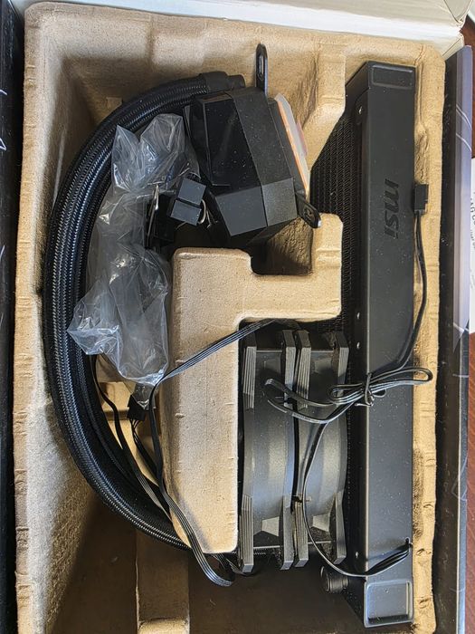 chłodzenie wodne MSI MAG Core Liquid P240