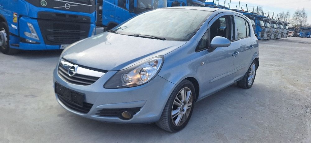 Cały Opel Corsa D Z21C kod lakieru 1.3 CDTI na części