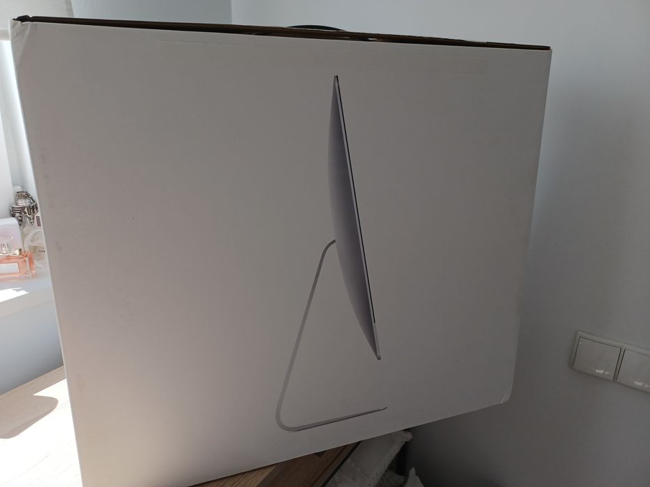 iMac 21.5-inch MMQA2ZE/A 8GB 1 TB