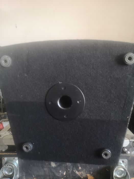 Coluna de som PEAVEY