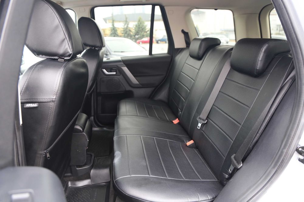 Land Rover Freelander  2010 року
