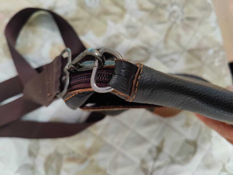 Mala tiracolo em pele natural estado semi-novo 18x22 cm