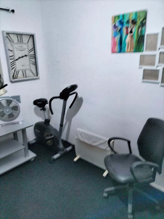 Quarto individual solteiro/a