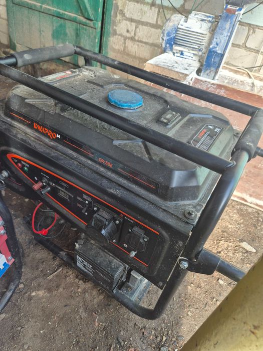 Продам генератор