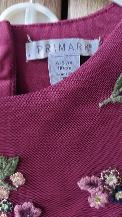 Сукня на дівчинку