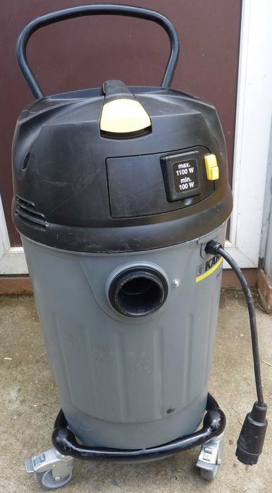 Odkurzacz przemysłowy Karcher NT 611K z pompą do wody