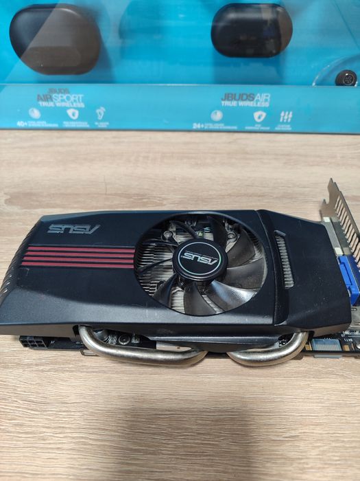 Відеокарта ASUS NVIDIA GeForce GTX 550Ti 1 GB