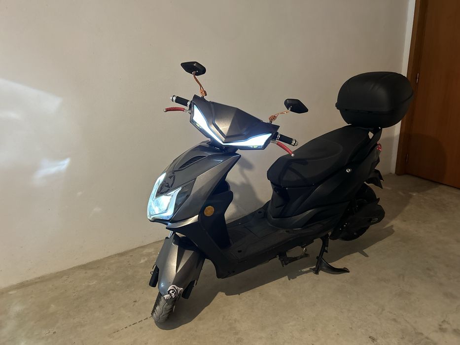 Mota  eletrica  + acessórios