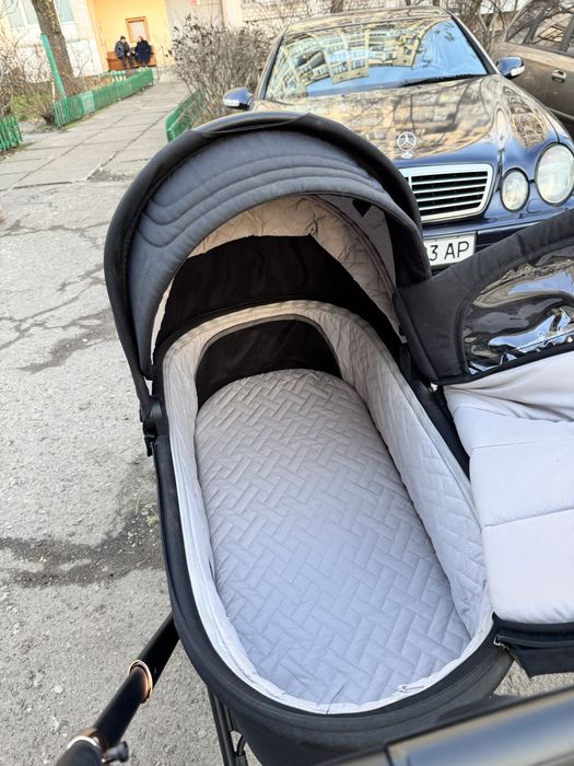 Дитячий візок коляска Carrello Epica 3 в 1