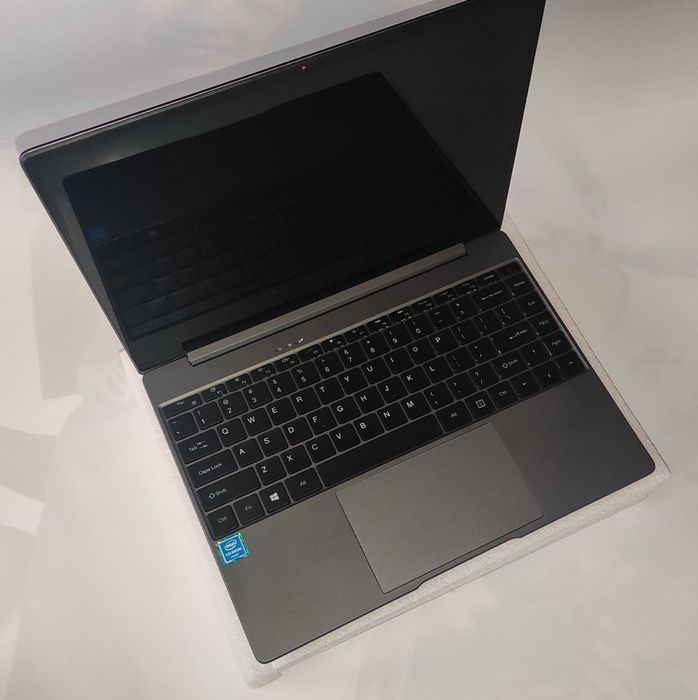 Laptop CHUWI GemiBook Pro 14 / NOWY / Windows / 12 GB RAM / SSD 256 GB