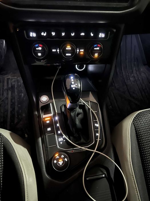 Ручка АКПП VW Skoda з підсвіткою DSG Passat Golf Tiguan Touareg