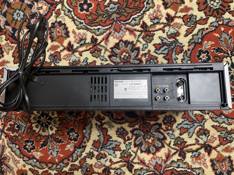 Видеомагнитофон Panasonic