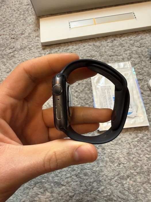 Apple Watch Series 4 44mm Space Gray + ремінець нейлоновий та плівка