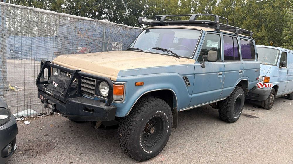 Toyota Land Cruiser