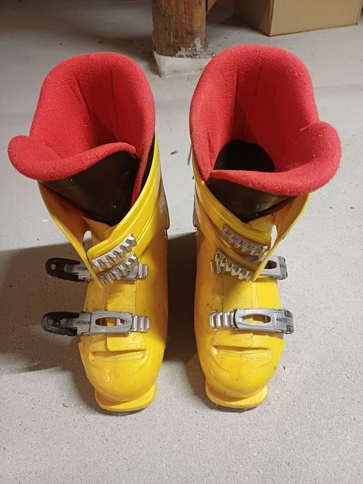 Buty narciarskie i narty