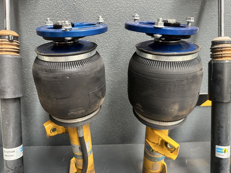 Suspensão Pneumática Bilstein Completa com Gestão Airlift 3P para Golf 5 / VAG