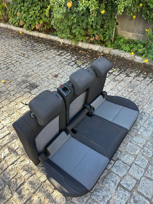 Conjunto Bancos Golf 7