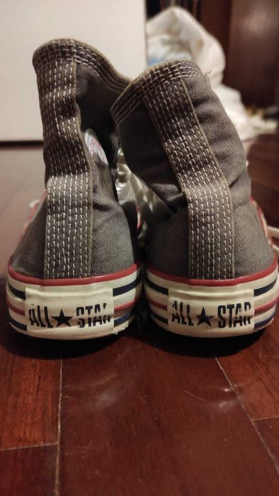 Converse All Star cinzentas