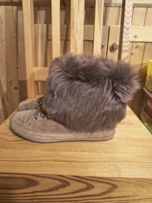 Zimowe botki marki UGG