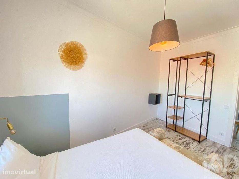 Apartamento T2 em São Sebastião