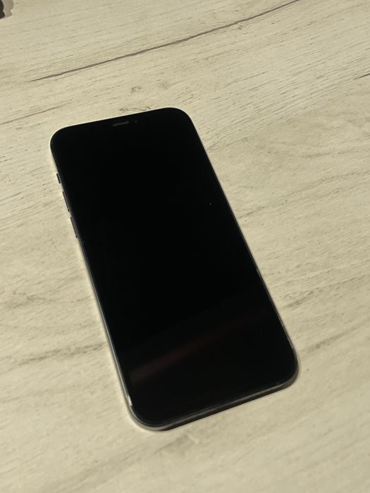 Iphone 12 64 GB Black Neverlock АКБ 100%