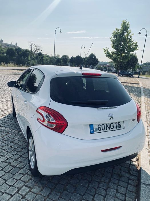 PEUGEOT 208 de 2012