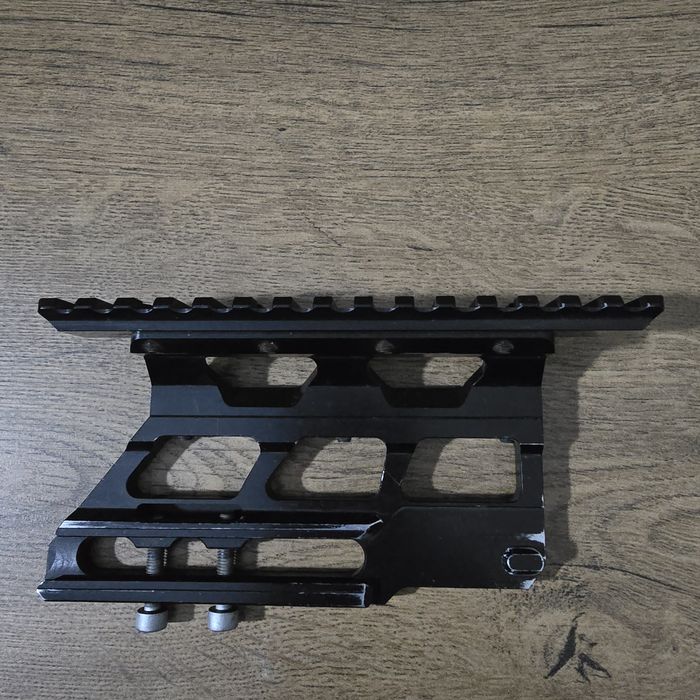 Бічний кронштейн для СВД СГД