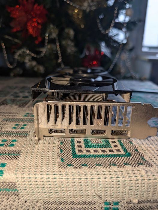 Продам Відеокарта AsRock AMD Radeon RX 5600 XT 6GB Challenger