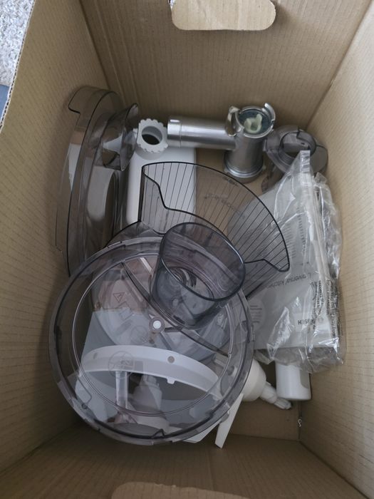 Robot kuchenny Bosch MUM5 Serie 4 (1000W) – Stan jak nowy + Oryginalne pudełko!
