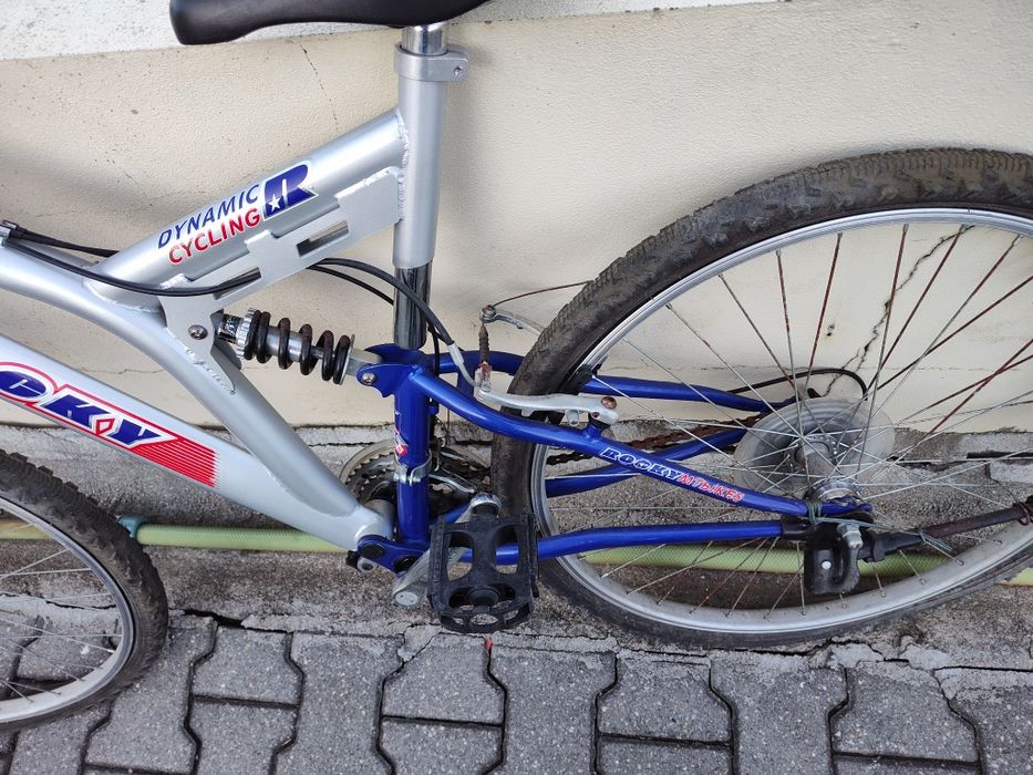 Bicicleta com pouco uso