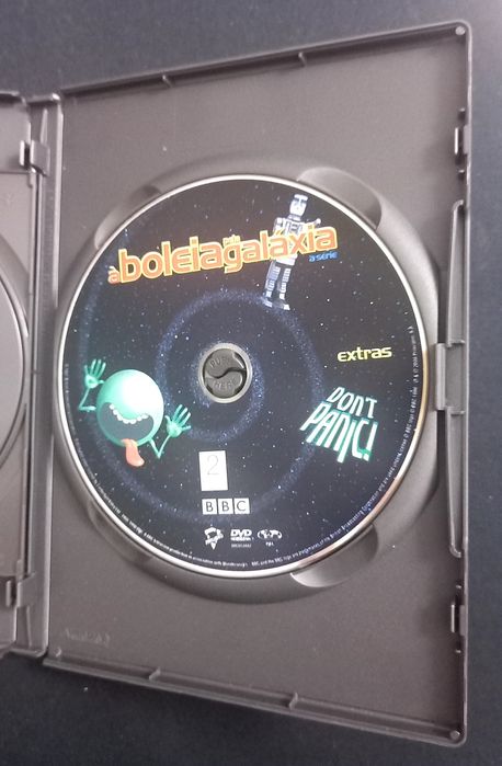 DVD À boleia pela galáxia