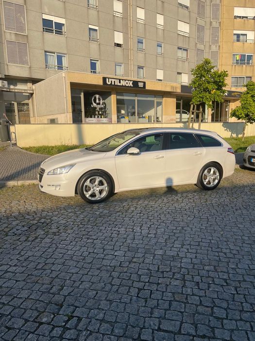 Carrinha Pegeout 508