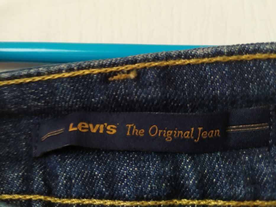 Jeansy damskie Levi's 526 granatowe roz 4M