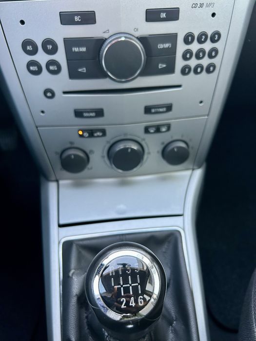 Opel Astra H Caravan 1.7 Cdti
