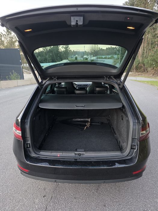 Skoda Superb 2.0 TDI 150cv