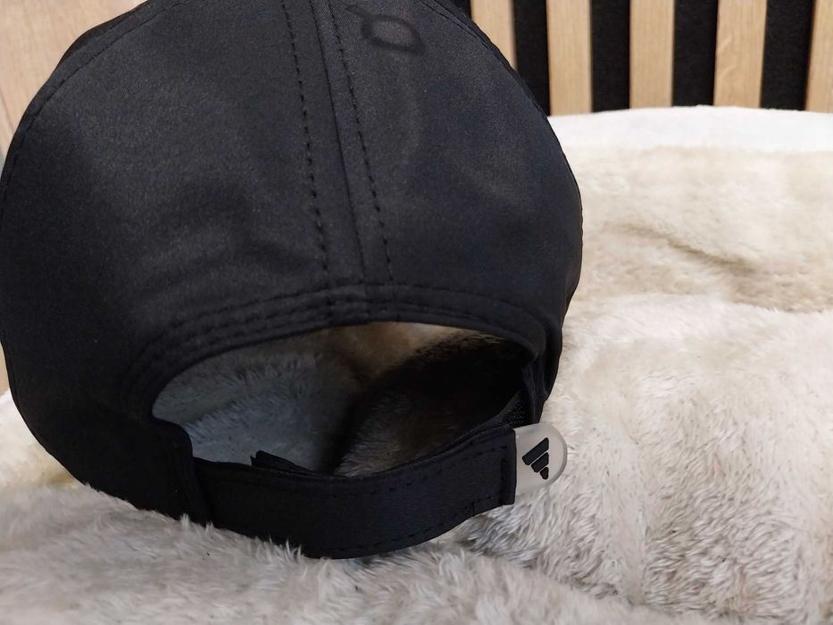Adidas czapka czarna nowa uniwersalna