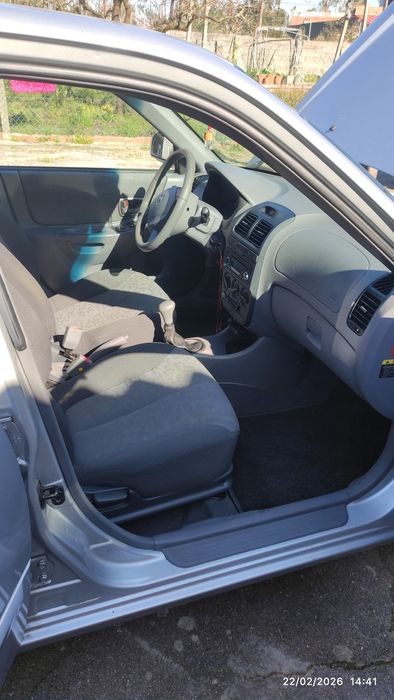 Hyundai accent 1.3