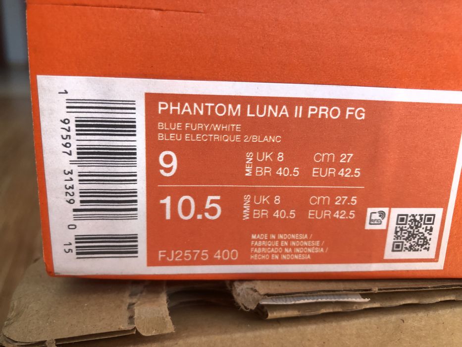 Buty piłkarskie,korki.