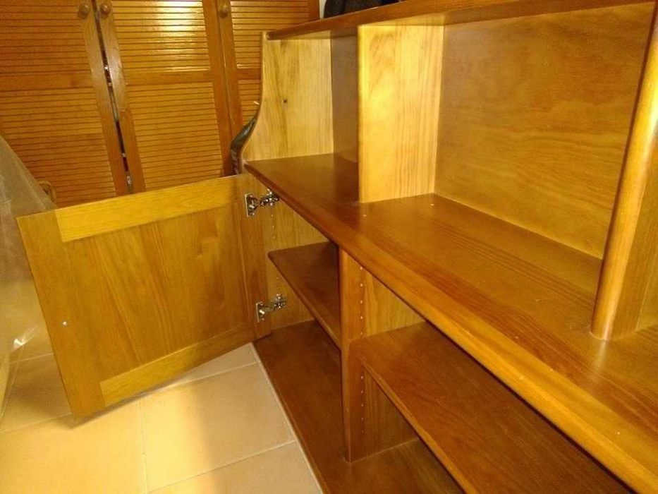 Vários, Estante e cadeiras