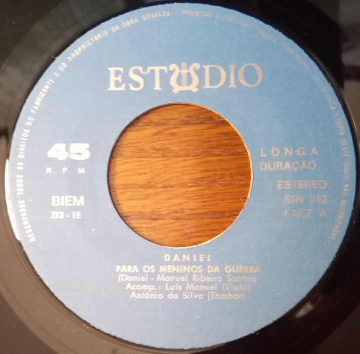 Daniel	- - - - -	Para os Meninos da Guerra	- - - - -	Single