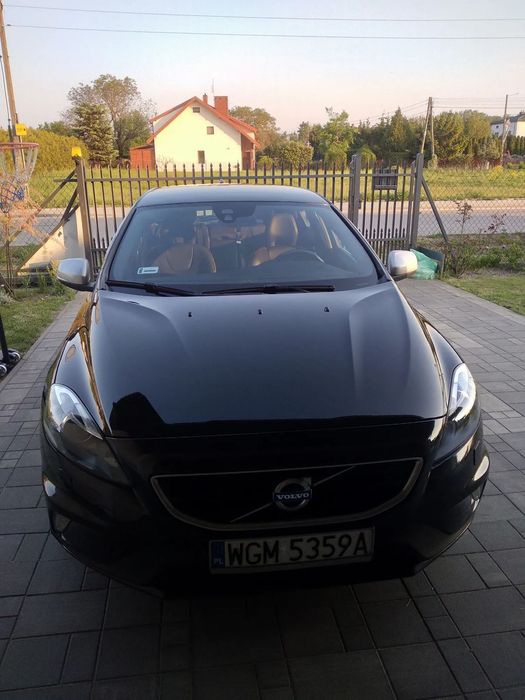Volvo V40 Samochód VOLVO V40 R-Desing Hatchback Bezwypadkowy bardzo zadbany