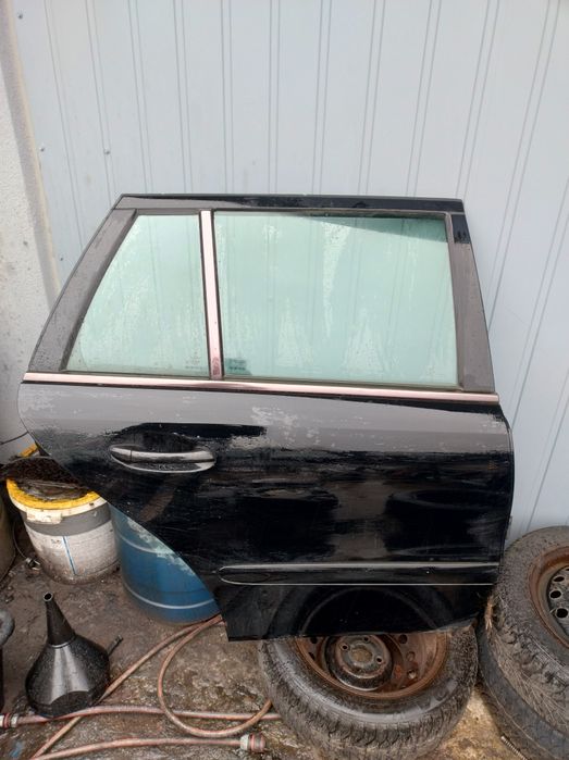 Drzwi Mercedes W211 359