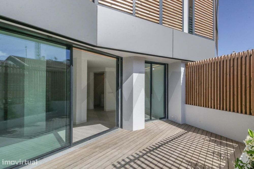 T1 Duplex para Arrendamento em Lisboa | Terraço, Jardim e Estacionamen